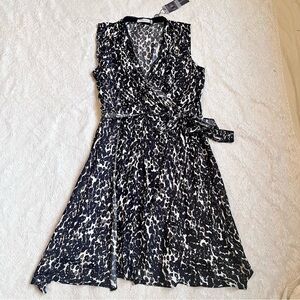 NWT Lola & Sophie wrap leopard dress